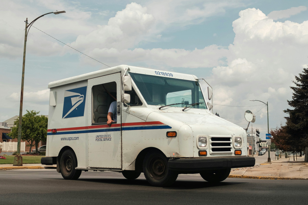 Mail truck